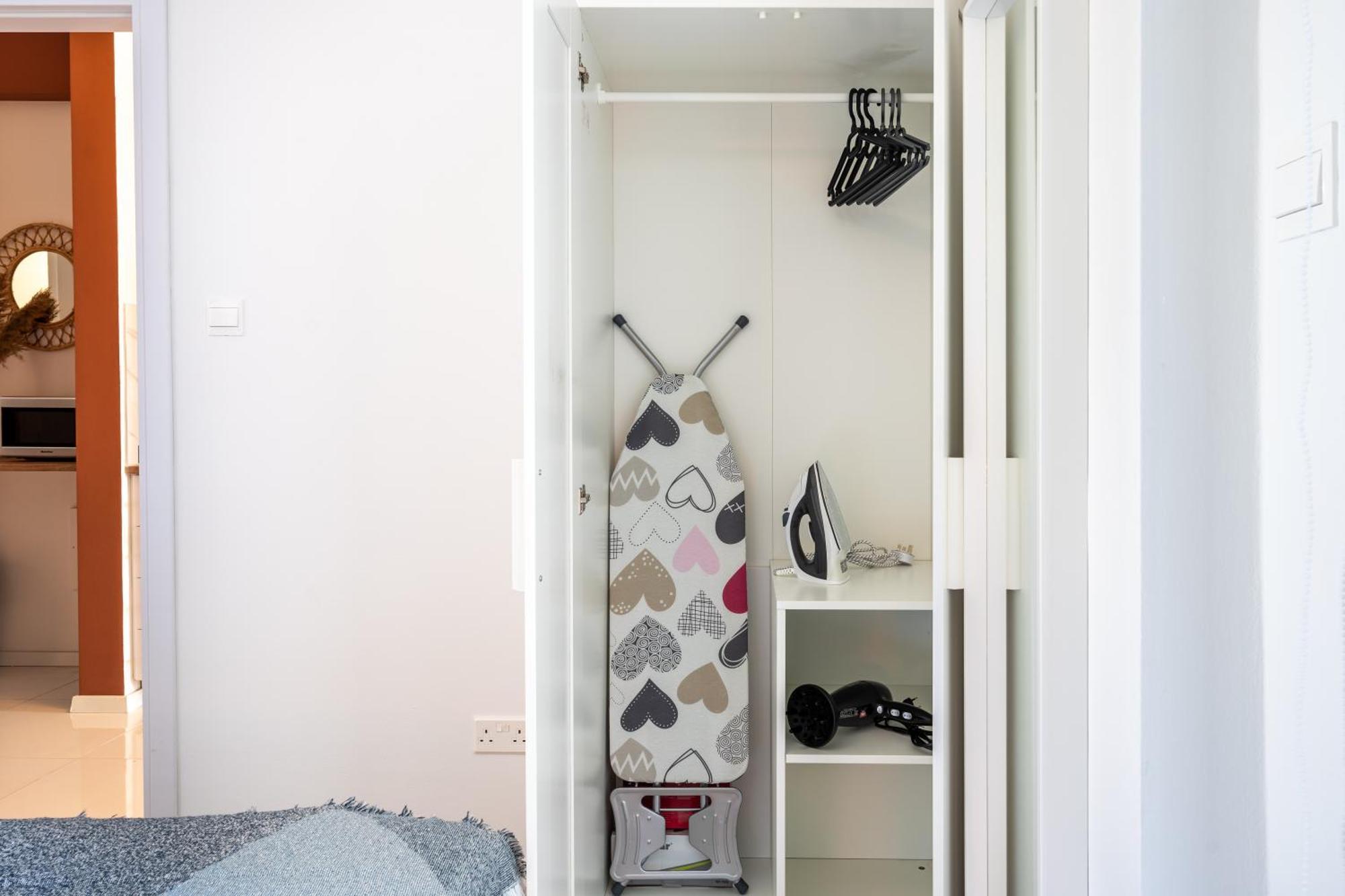 Arion 1-Bedroom Apartment In Ларнака Екстер'єр фото