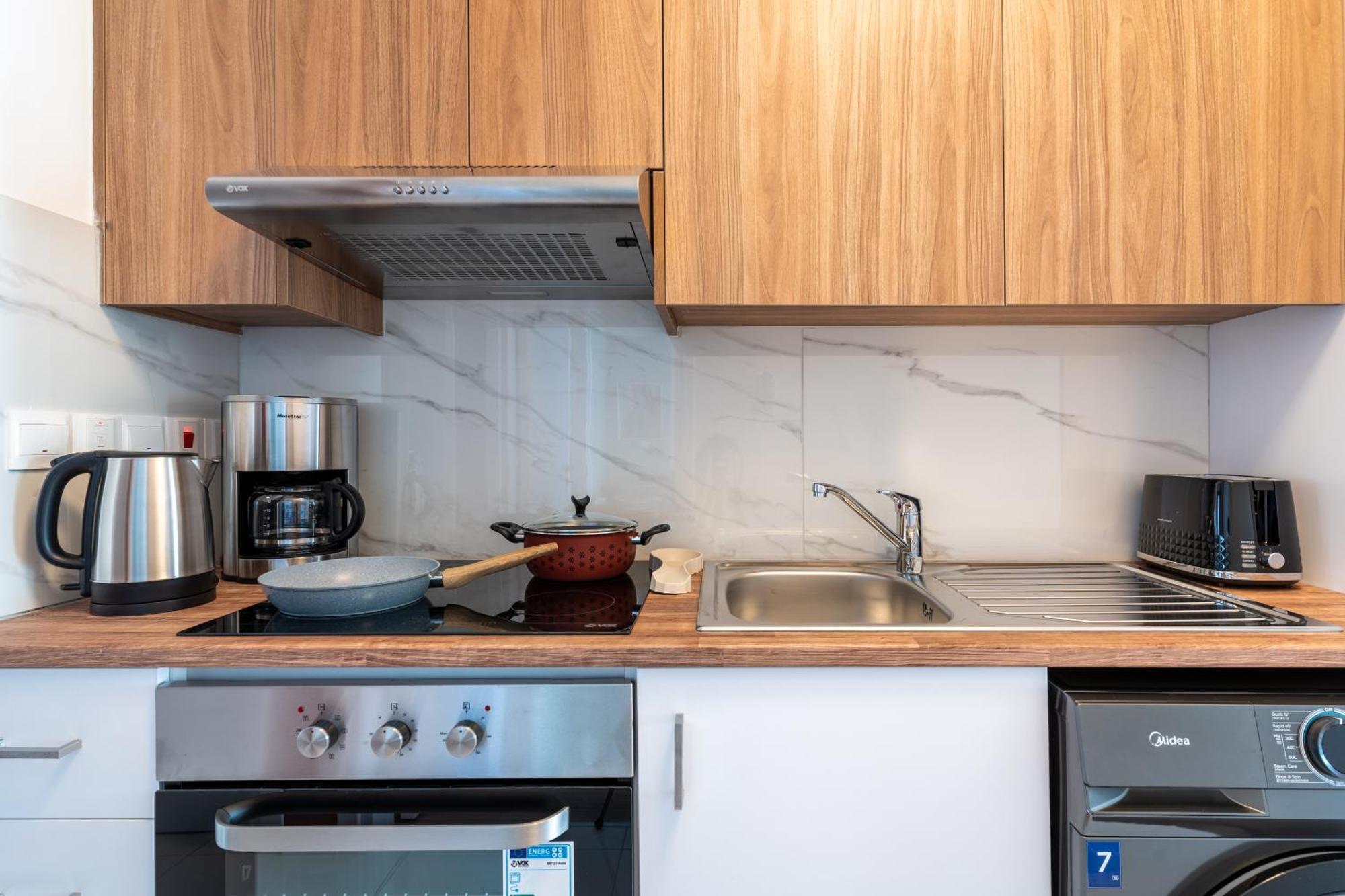 Arion 1-Bedroom Apartment In Ларнака Екстер'єр фото